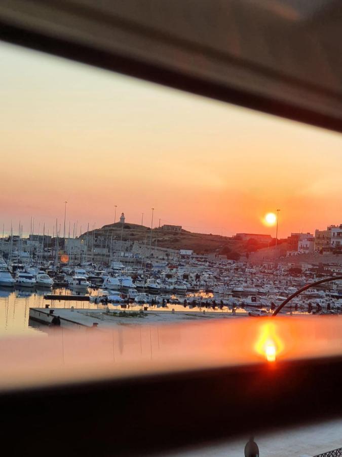 Casa Azzurro Di Mare Lägenhet Vieste Exteriör bild