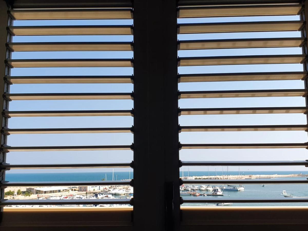 Casa Azzurro Di Mare Lägenhet Vieste Exteriör bild