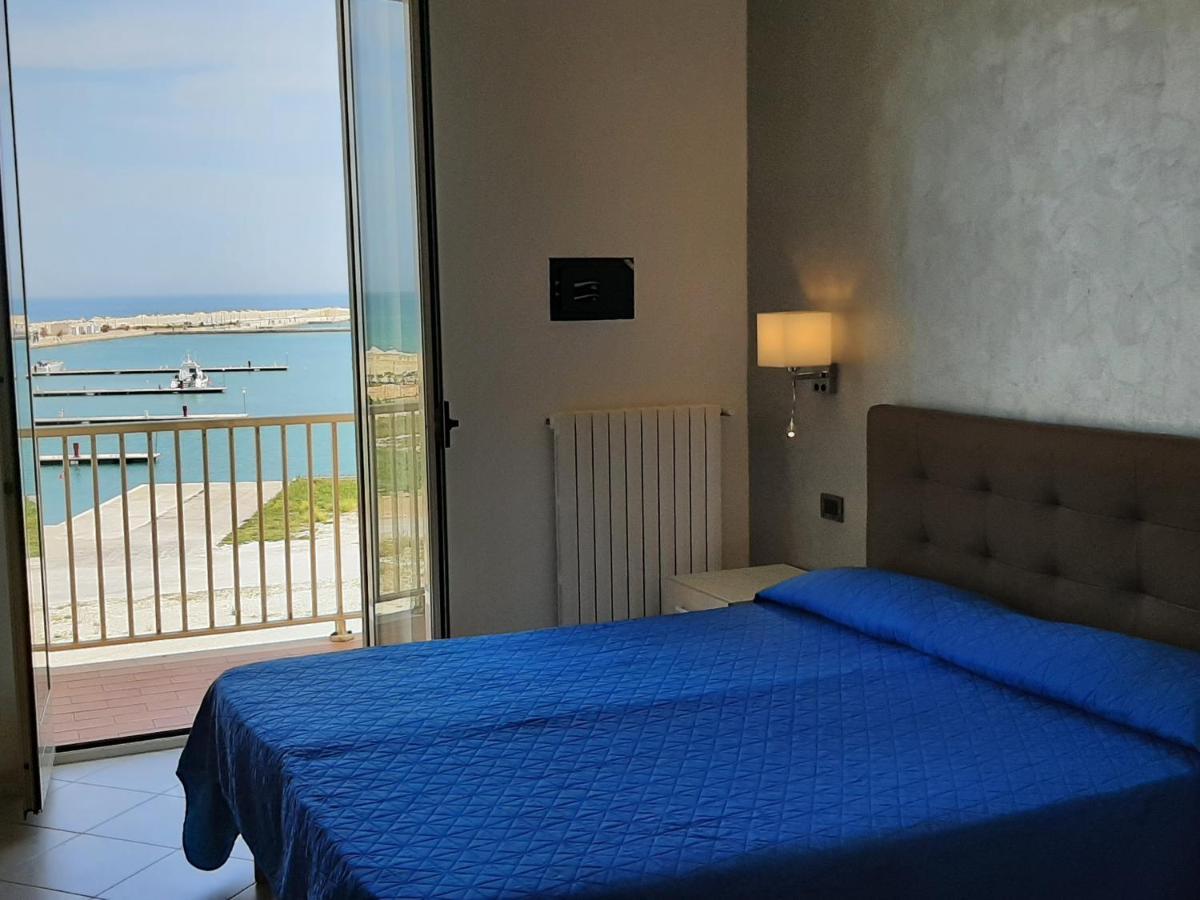 Casa Azzurro Di Mare Lägenhet Vieste Exteriör bild