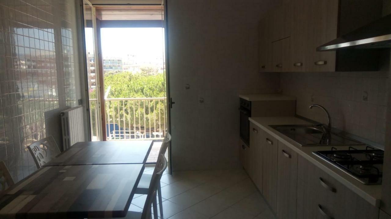 Casa Azzurro Di Mare Lägenhet Vieste Exteriör bild